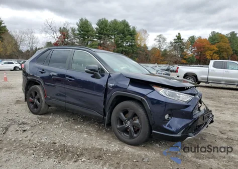 2020 Toyota Rav4 Xse z USA, uszkodzony, nr VIN JTMEWRFV7LD529065